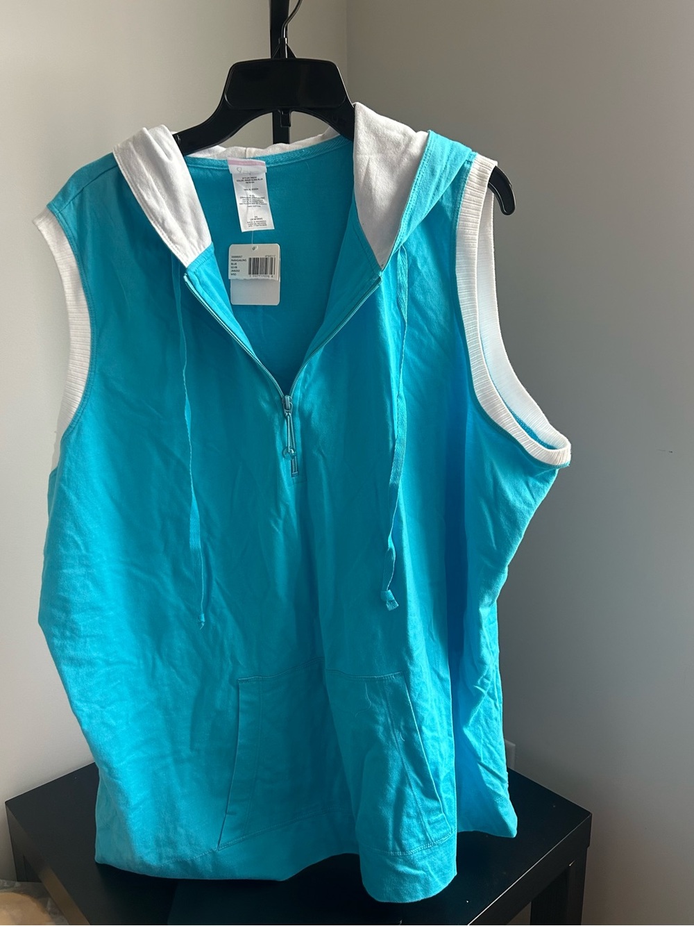 NWT- Women’s Just my Size Sleeveless Hooded Bright Turquoise tunic. Size 4X